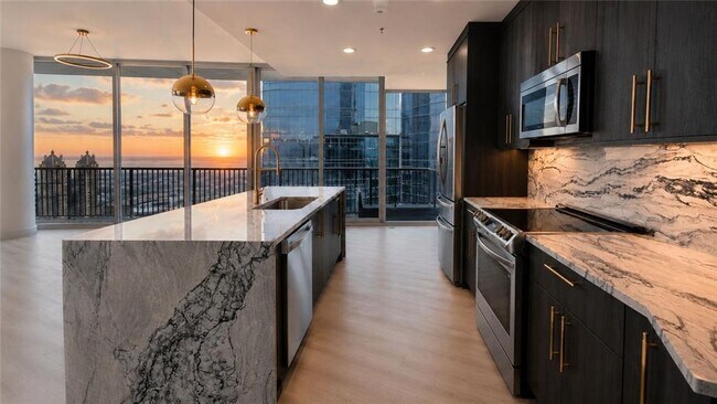 Building Photo - 1080 Peachtree St NE