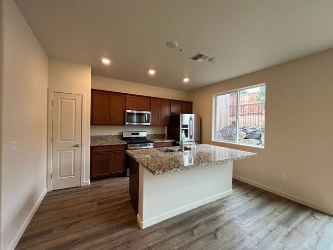 Building Photo - 4724 Black Falcon Way