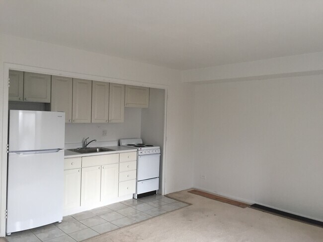 Foto del edificio - 3100 N Lake Shore Dr