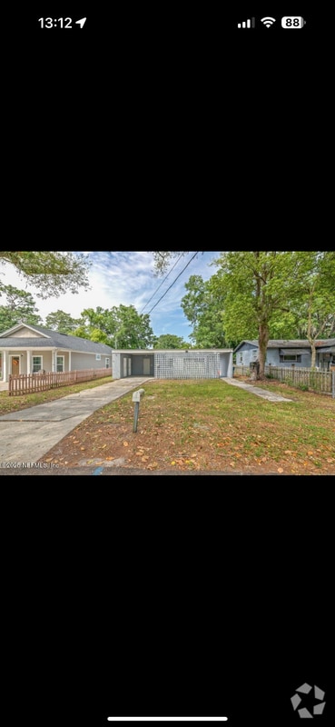 Building Photo - 9106 Jefferson Ave