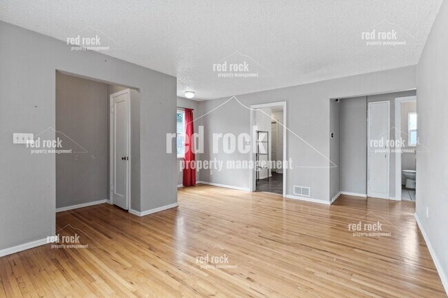 Building Photo - 1817 N Smith St