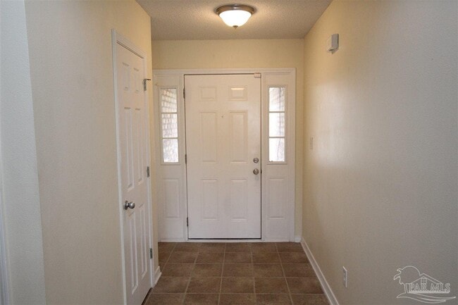 Building Photo - 6531 Tampa Dr