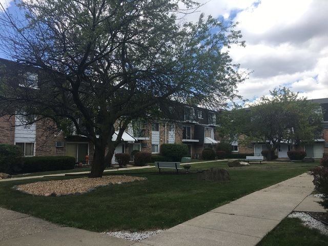 Building Photo - 10310 Ridgeland Ave