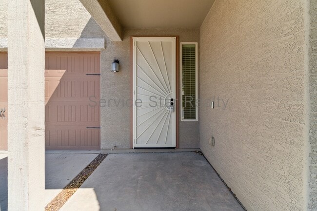 Building Photo - 3439 S 185th Dr