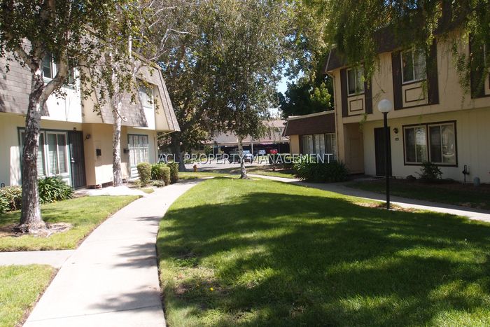 Primary Photo - 27413 Lemon Tree Ct