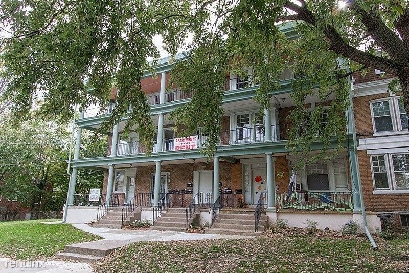 Building Photo - 52 E Stratford Ave