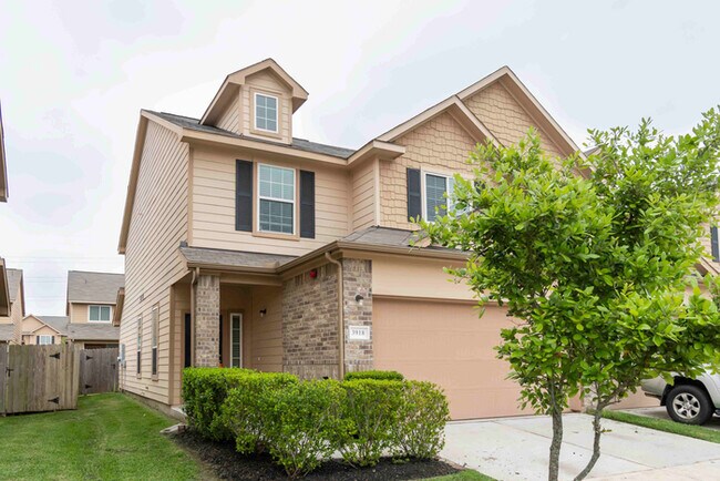 Building Photo - 3918 Lexington Manor Ct
