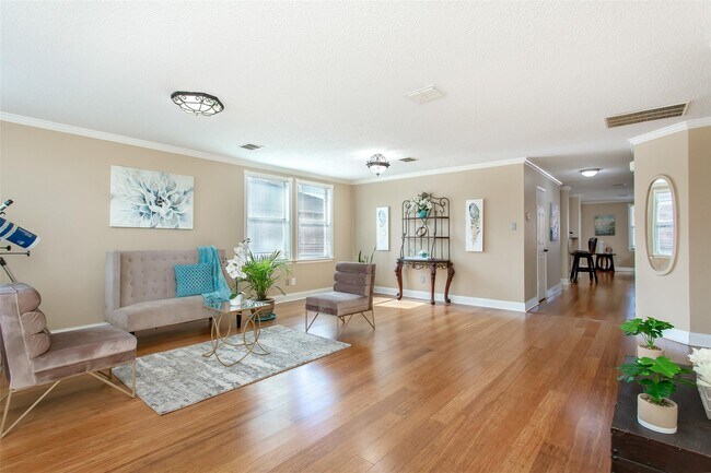 Foto del edificio - 2716 N Wavecrest Ct