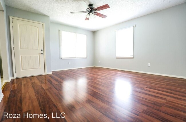 Building Photo - 907 S Campbell Ave