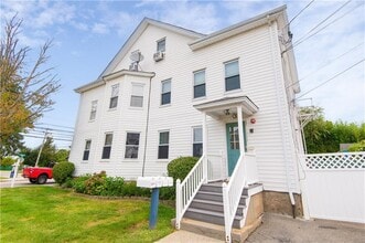 Building Photo - 455 Child St