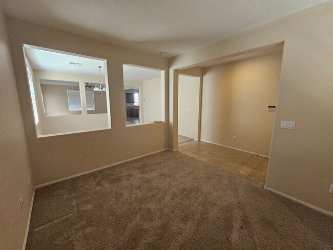 Foto del edificio - 4 BEDROOM HOME IN MOUNTAINS EDGE