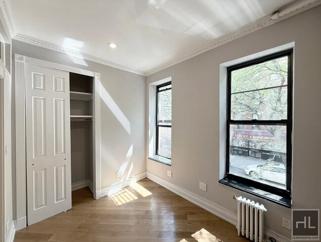 Foto del edificio - E 5TH ST.