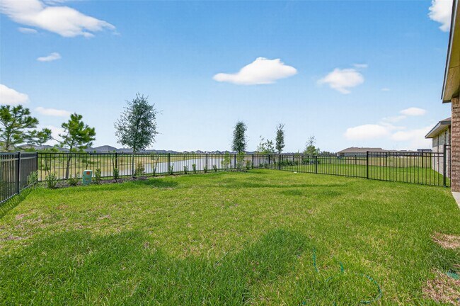 Foto del edificio - 27423 Sunterra Village Dr