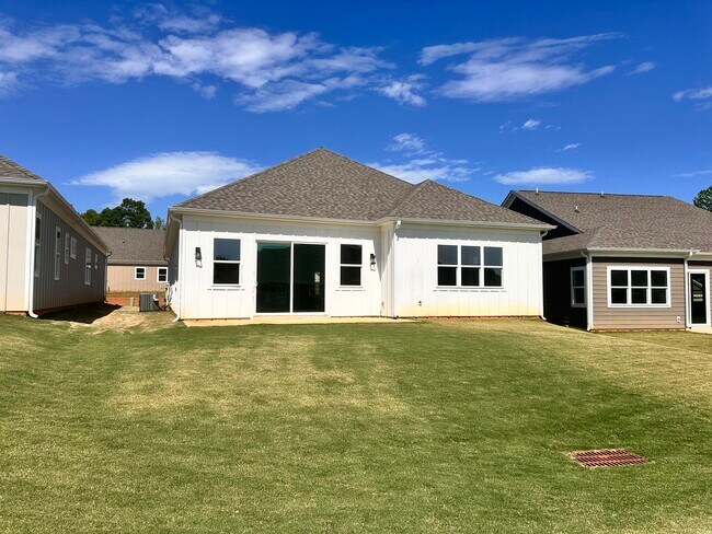 Building Photo - 4709 Anise Cir