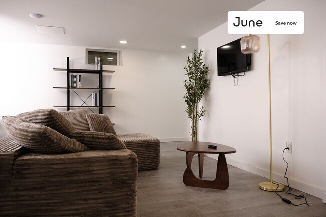 Foto del edificio - 624 E 17th St