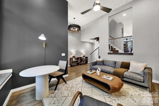 Foto del edificio - 428 E 33rd St