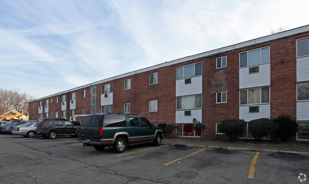 Primary Photo - Winton House Senior Apartments