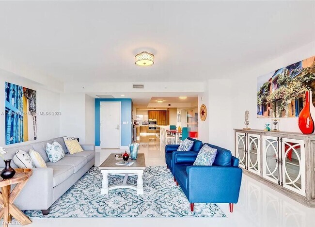 Building Photo - 3 br, 3 bath Condo - 1180 N Federal Hwy Un...