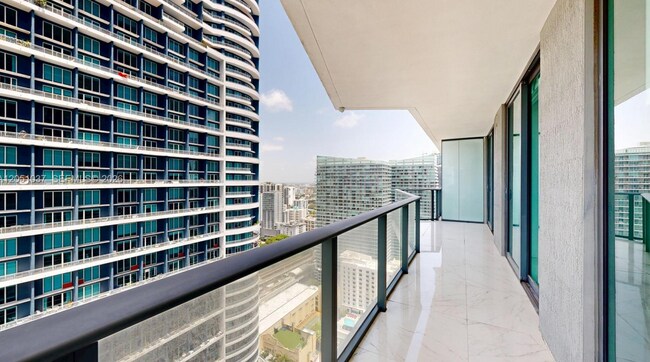 Building Photo - 1300 S Miami Ave