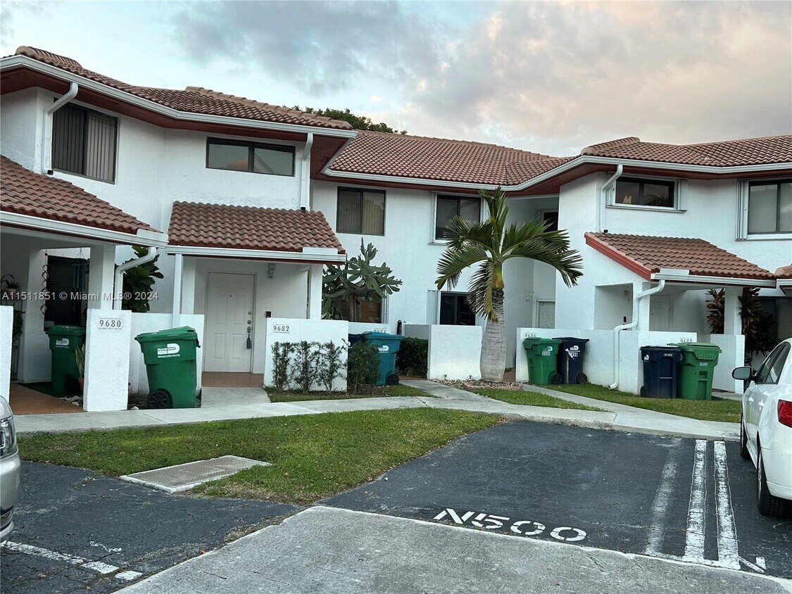 9682 SW 138th Ave, Miami, FL 33186 Townhome Rentals in Miami FL