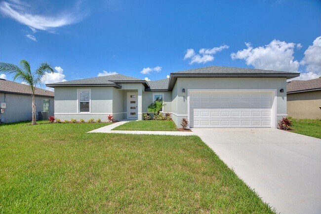 Building Photo - Deposit-Free! Modern, energy efficient hom...