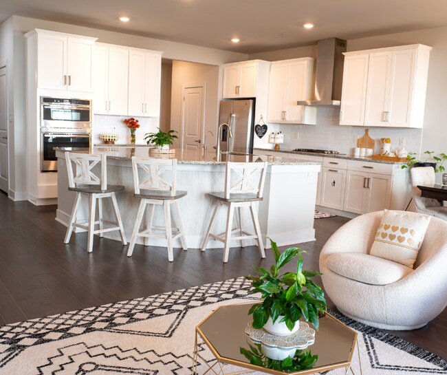 Foto del edificio - Luxury 3B/3.5B Townhome with Finished Base...