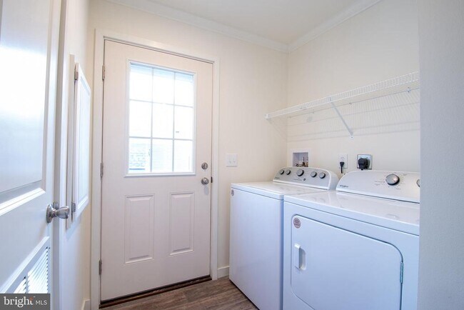 Foto del edificio - 19 Loxley Ln