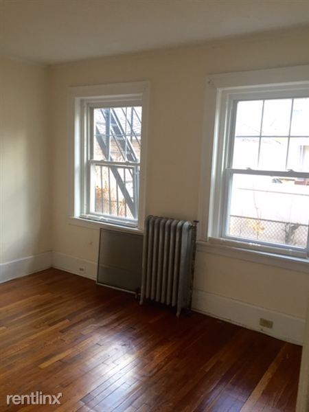 Building Photo - 117 Pendleton St