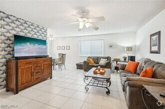 Building Photo - 3655 Boca Ciega Dr