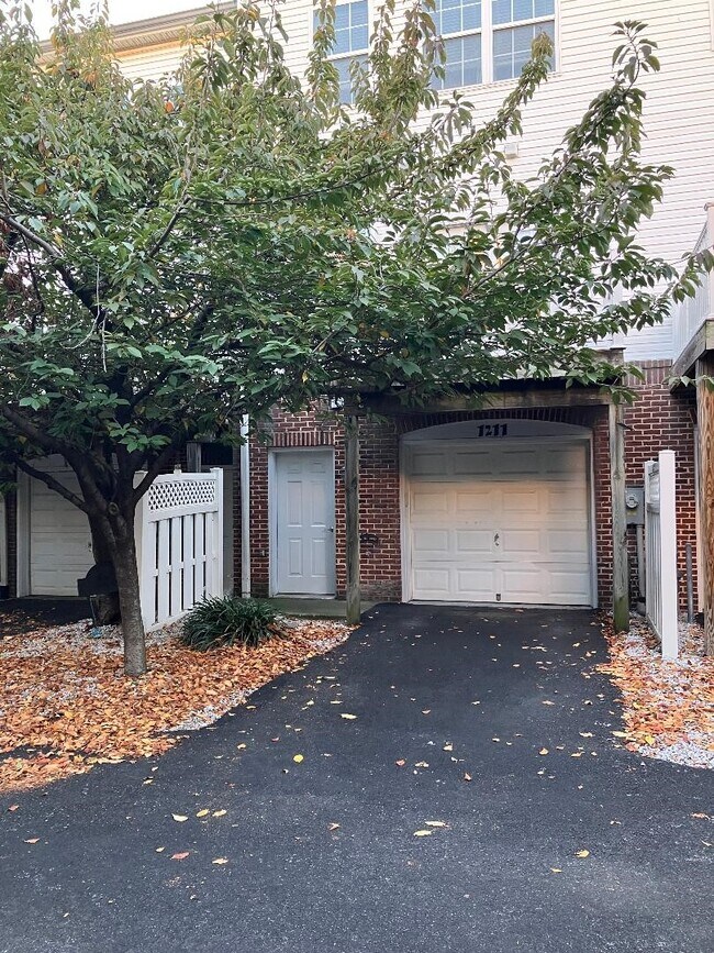 Parking in the back - 1211 S East Ave