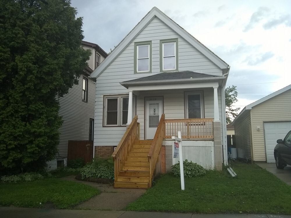 Foto principal - 3639 E Carpenter Ave