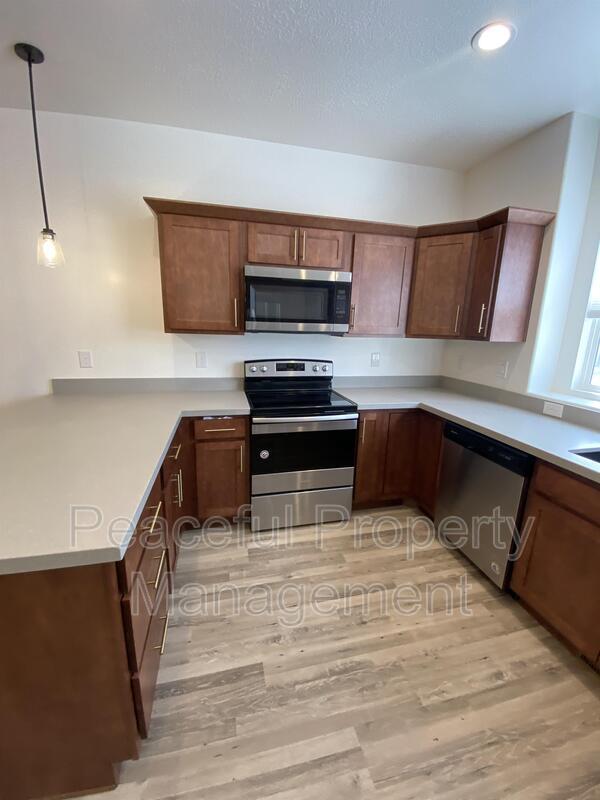 Building Photo - 1632 N 3830 W