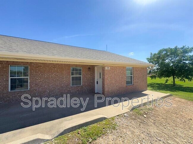 Building Photo - 130 Lacey Lou Ln