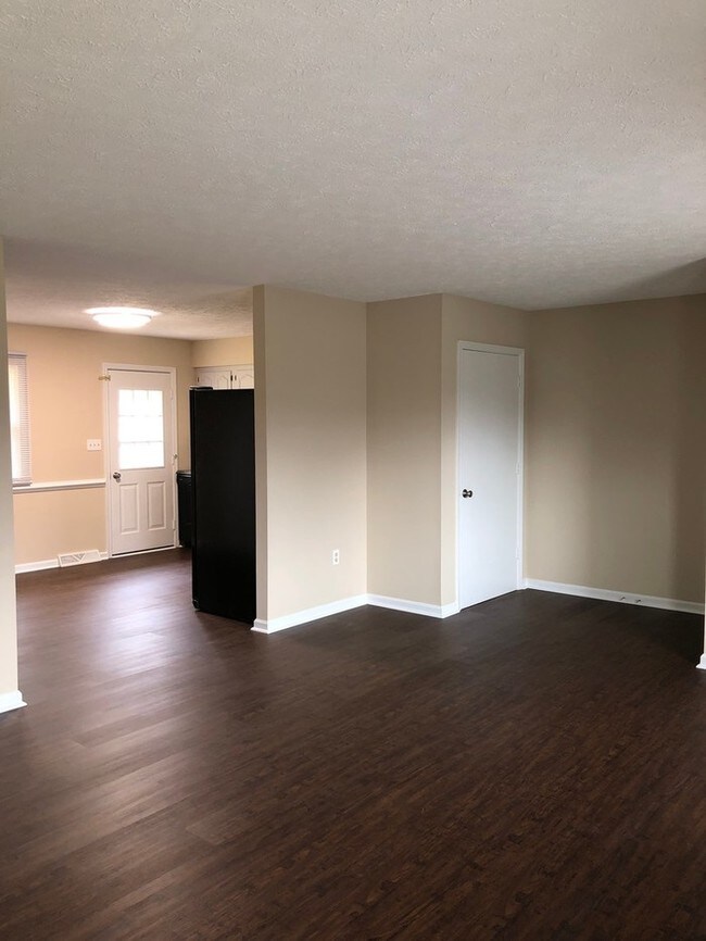Foto del edificio - 103 Woodberry Ln