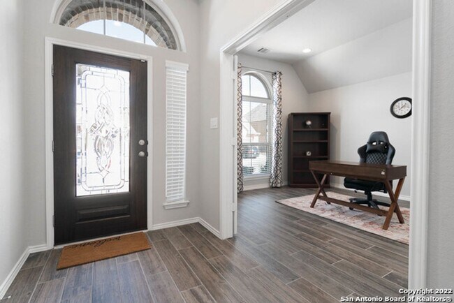 Foto del edificio - 3 Bed 2 Bath home in Kallison Ranch subdiv...
