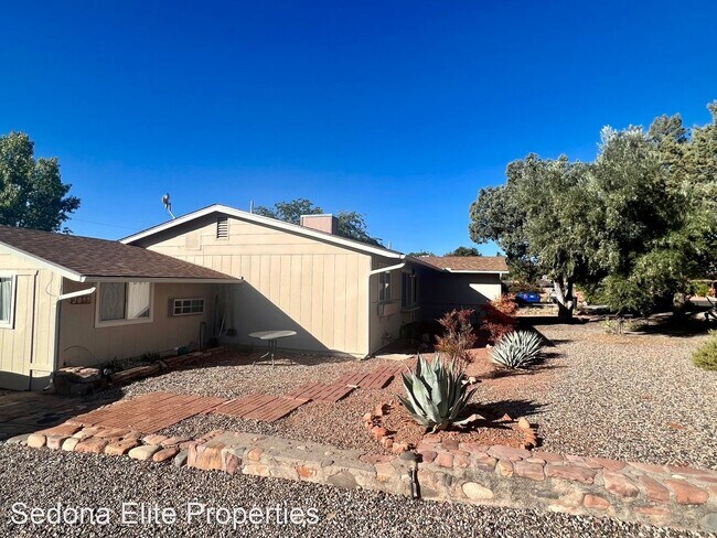 Foto del edificio - 2 br, 2 bath House - 2055 Sanborn Road