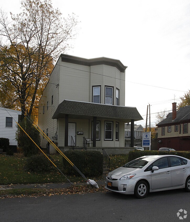 1552 Van Vranken Ave, Schenectady, NY 12308 Apartments in Schenectady