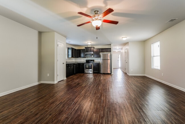 Foto del edificio - 6360 Avery St SW