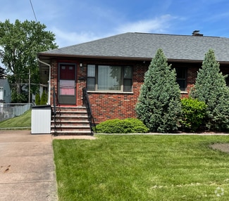 Building Photo - 313 Snyder Ave