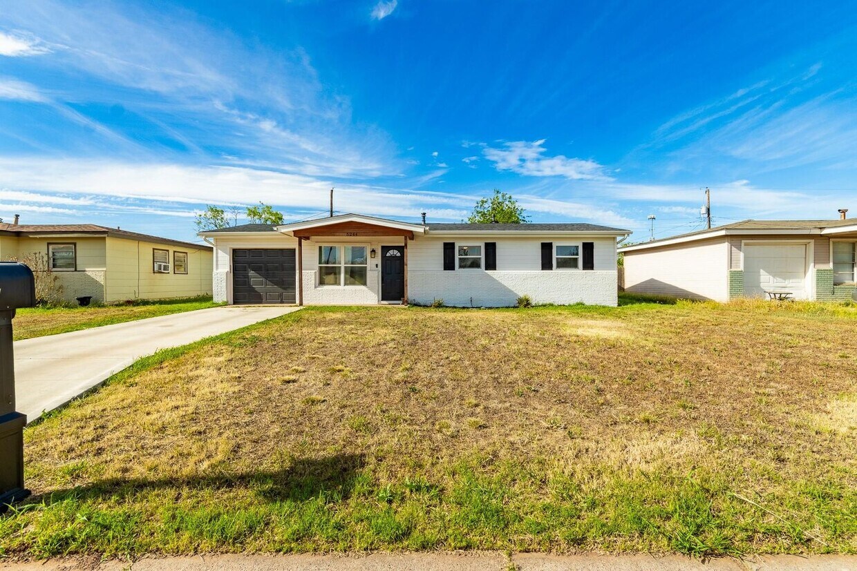 Primary Photo - 5244 DURANGO DR