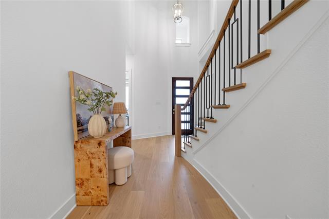 Foto del edificio - 3101 Peartree Ln