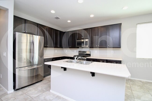 Building Photo - 13115 W Tether Trail