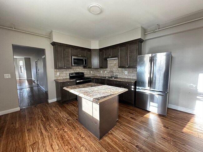 Foto del edificio - 5 Hampshire St