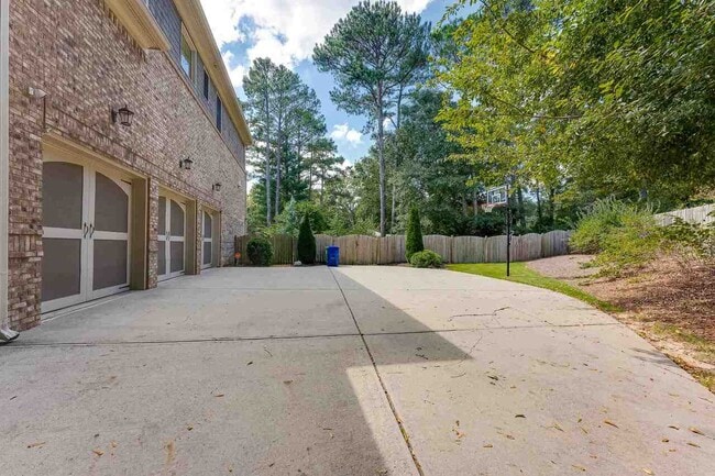 Building Photo - 1539 Summerford Ct
