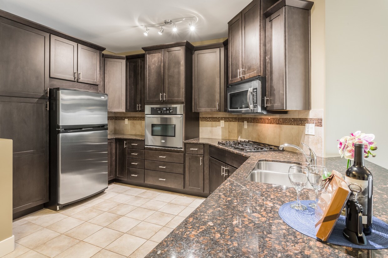 Bentley House Apartments Issaquah, WA