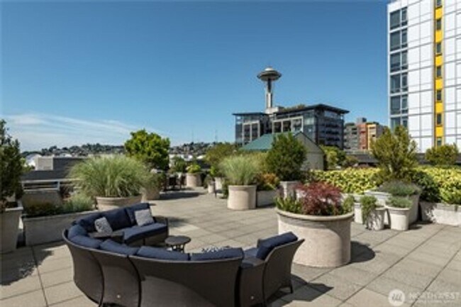 Photo - Downtown 1 Bedroom View Condo 24 hour Conc...