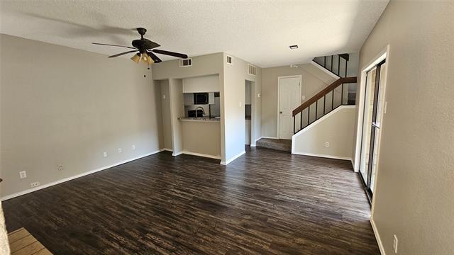 Foto del edificio - 2117 Park Willow Ln