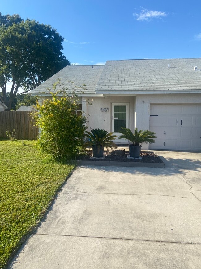 Foto del edificio - 1026 Meadowood Pointe Rd