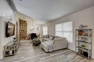 Building Photo - 509 Eldorado Ln