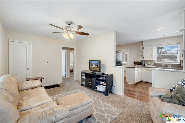 Building Photo - 1902 S 9th St